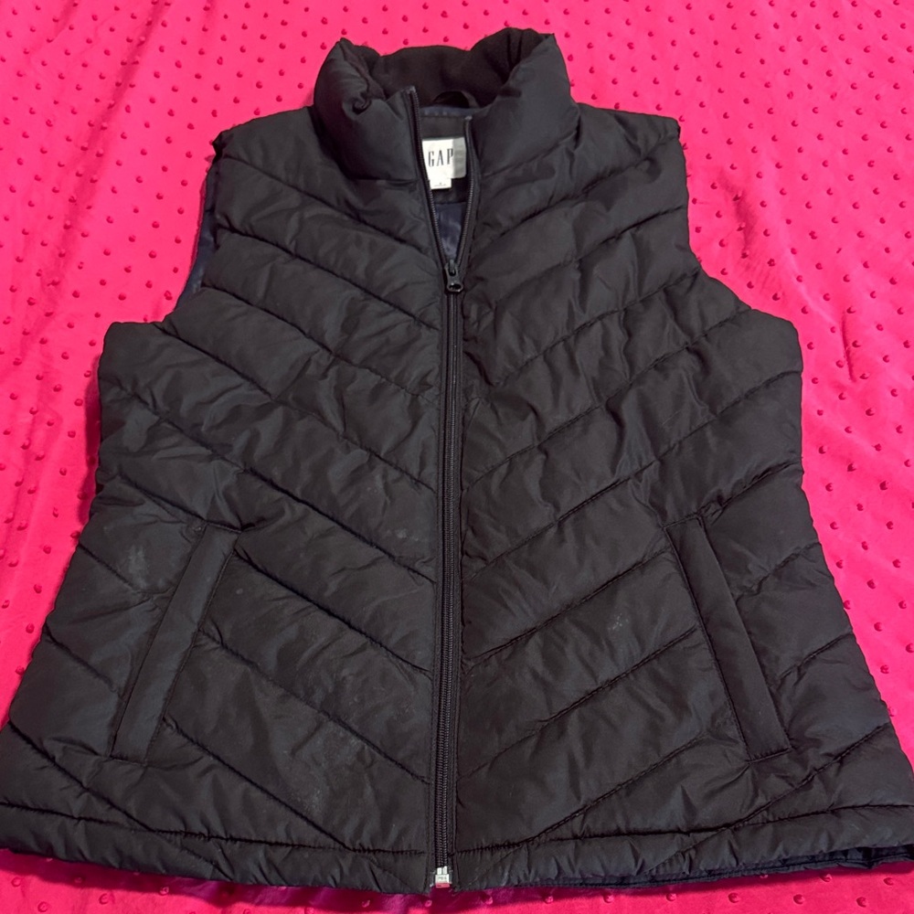 GAP Quilted Black Vest